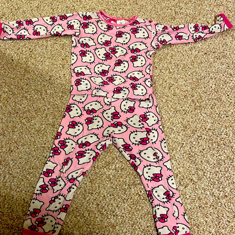 Used hello kitty girls thermal pajamas